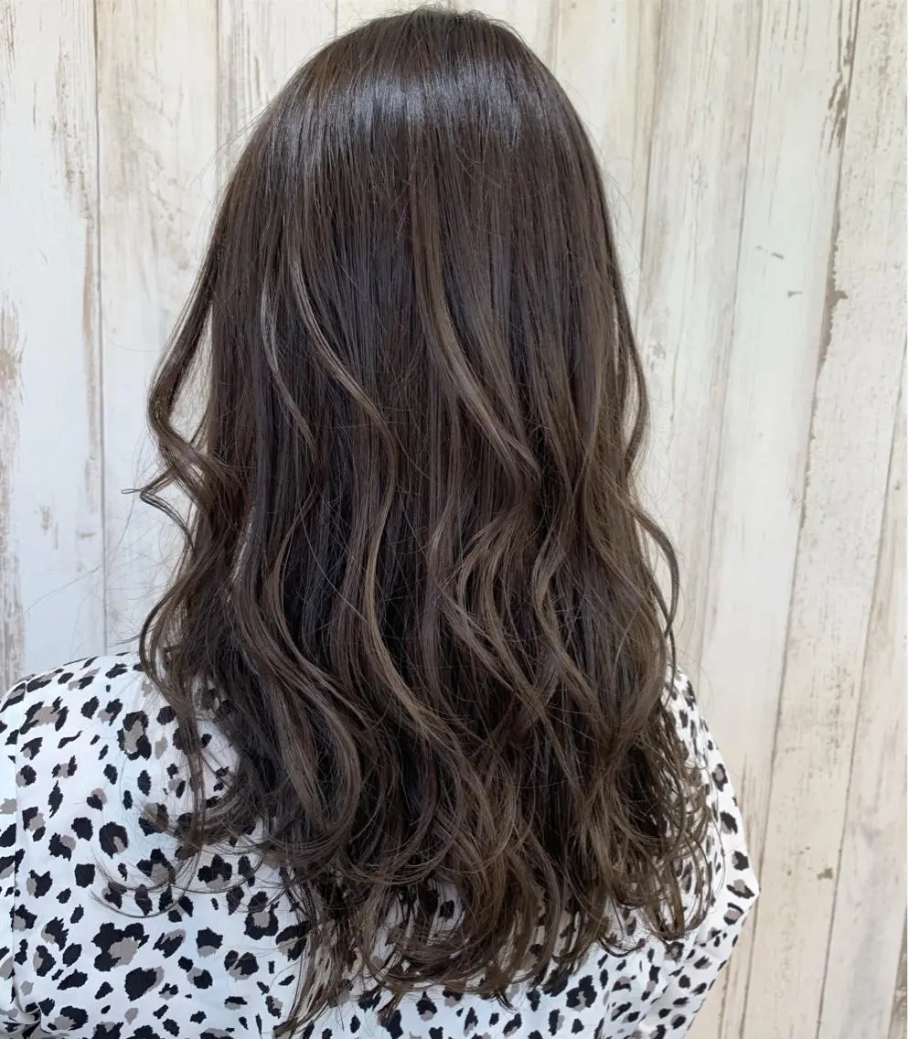ロング カラー 心斎橋韓国ボブ 好原良真のヘアスタイル