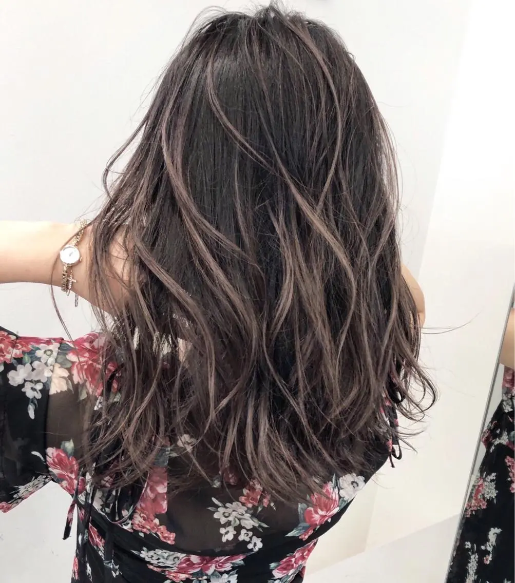 セミロング カラー ヘアアレンジ 【公式】amble luxe池袋東口🩷のヘアスタイル