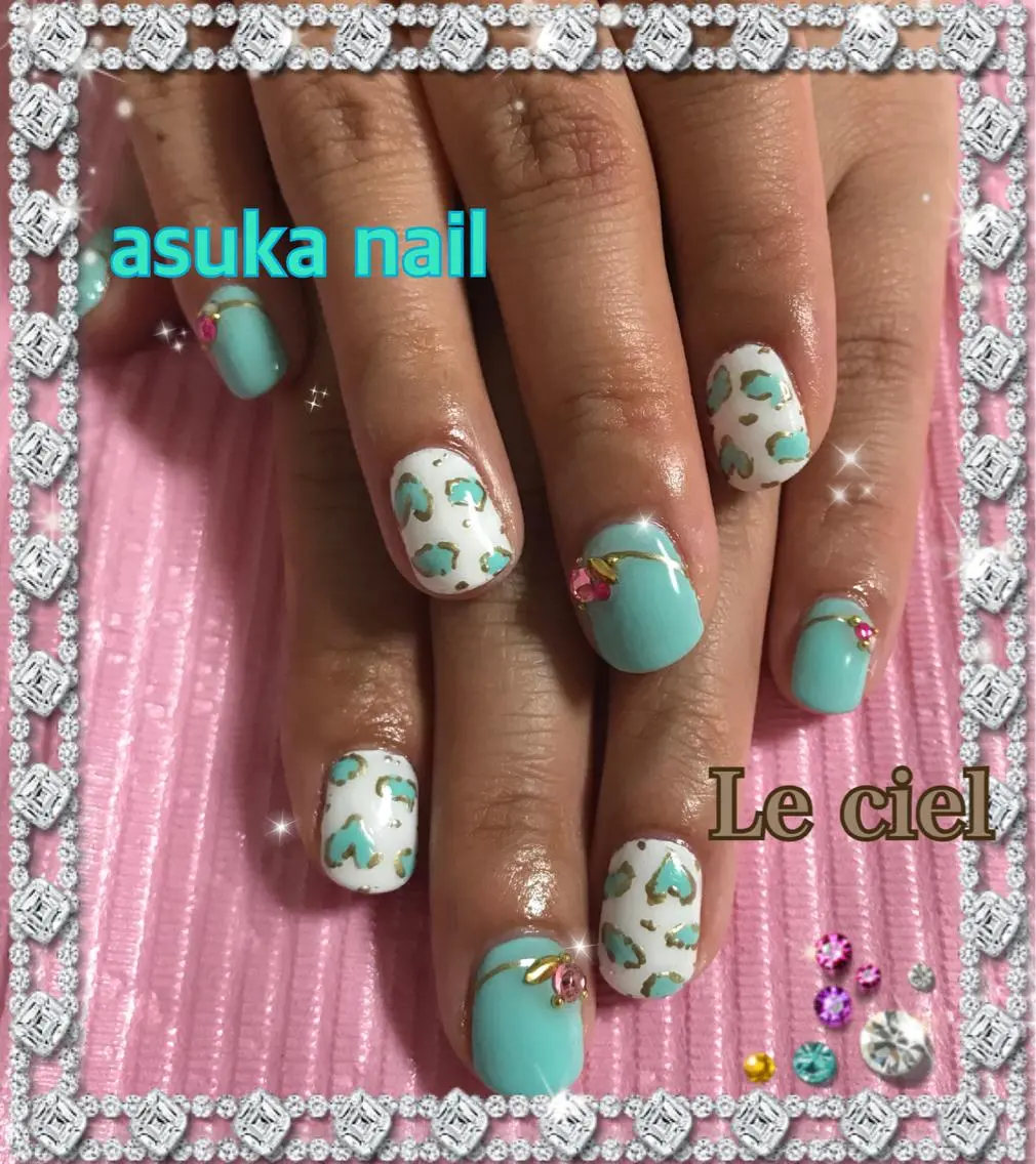ネイル アニマル柄 グリーン ハート asuka nailのネイルデザイン