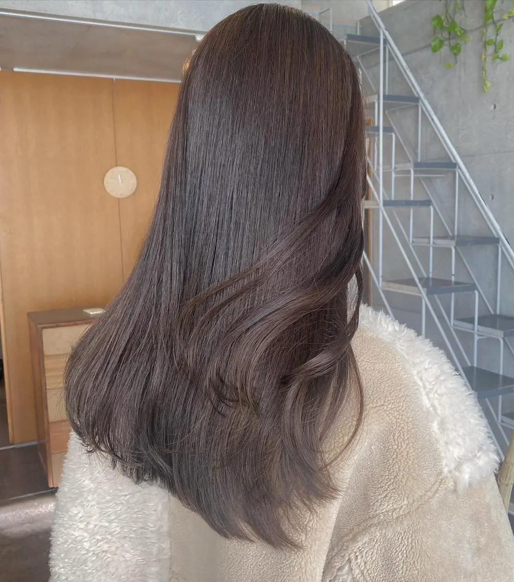 ロング カラー パーマ ヘアアレンジ メンズ キッズ ネイル マツエク・マツパ アイブロウ モリモト サナのヘアスタイル