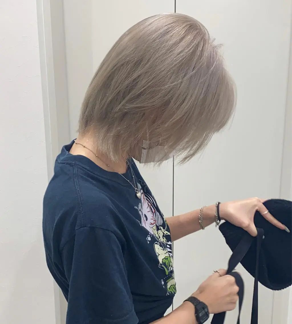 ショート カラー パーマ ヘアアレンジ メンズ キッズ ネイル マツエク・マツパ ヘアカラー ハイライト、レイヤー カット/西梅田/中西のヘアスタイル