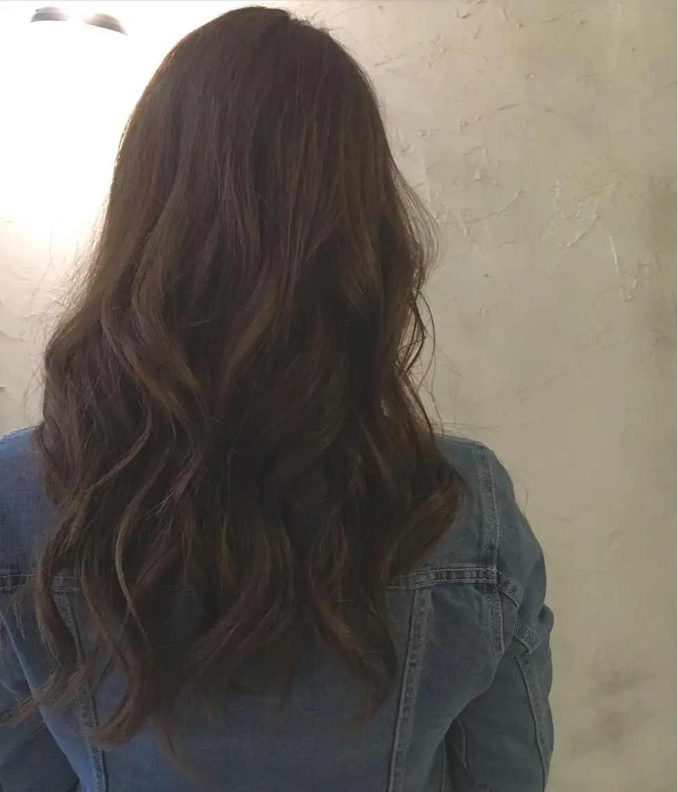 セミロング ロング カラー LoRE hair 四条河原町　西尾友里のヘアスタイル