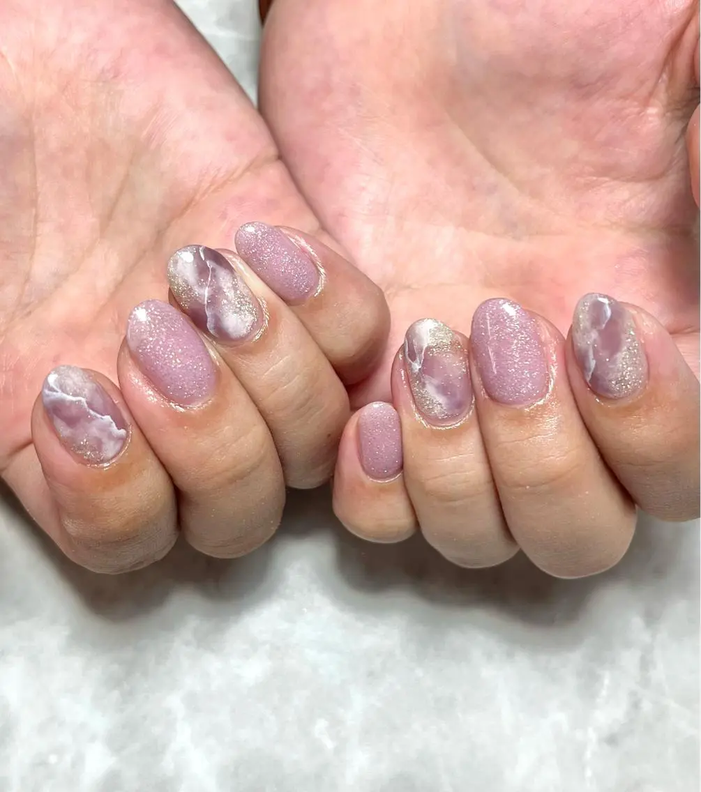 ネイル ニュアンスネイル nails' it...のネイルデザイン