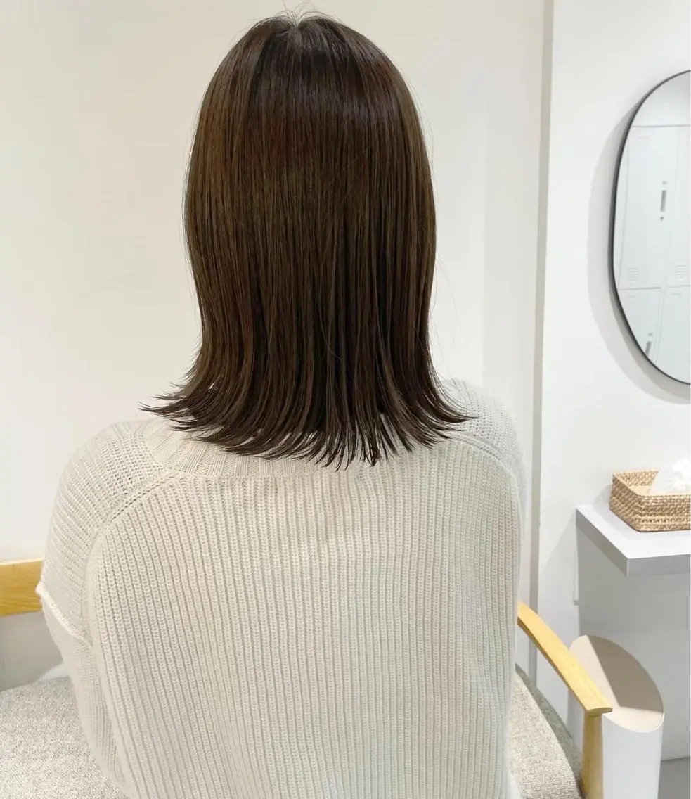 ミディアム カラー 池田 未瑠のヘアスタイル
