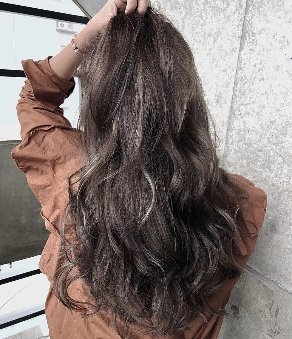 カラー ハイライトカラー イルミナカラー カット ヘアカラー トリートメント 夜23時まで予約🉑 reverieあきらのヘアスタイル