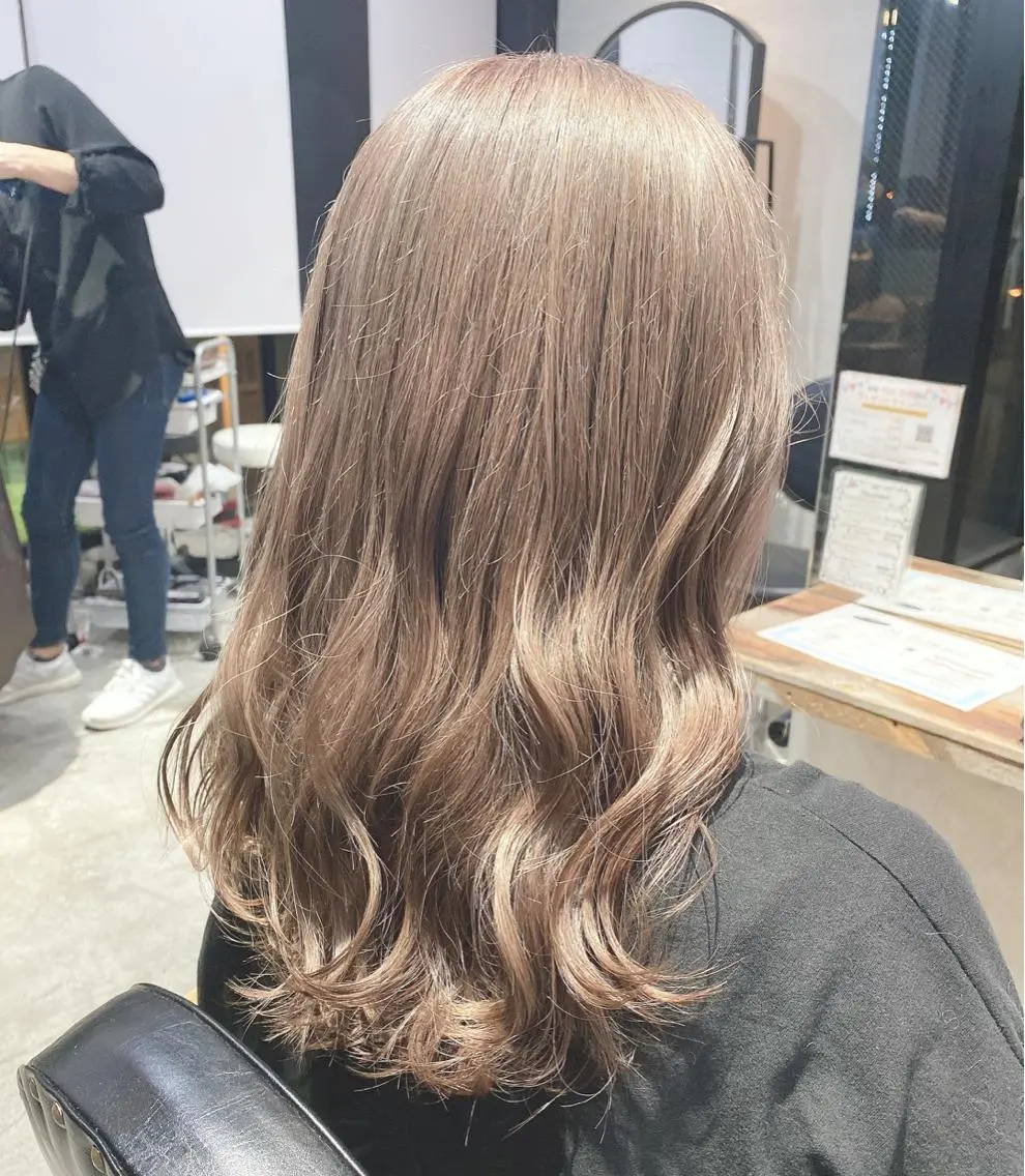 ロング カラー 新店舗🌟美髪矯正 🌟三塚有紀子のヘアスタイル