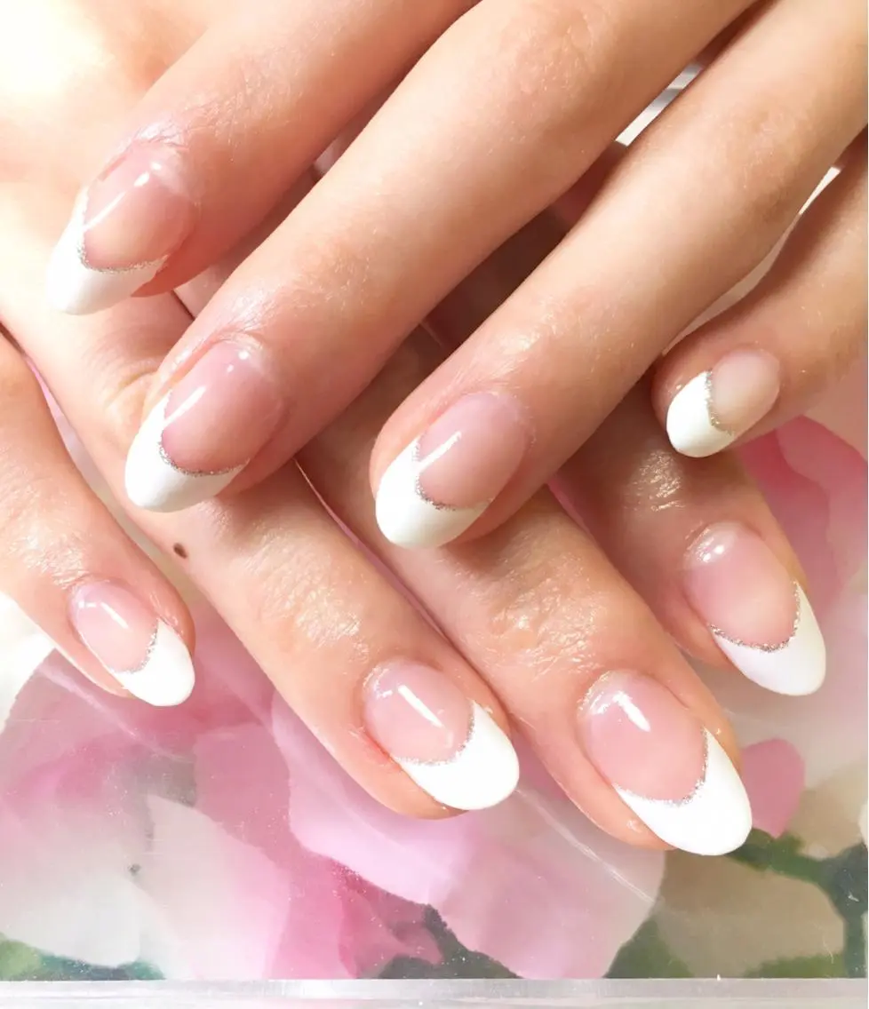ネイル フレンチネイル clover nailのネイルデザイン
