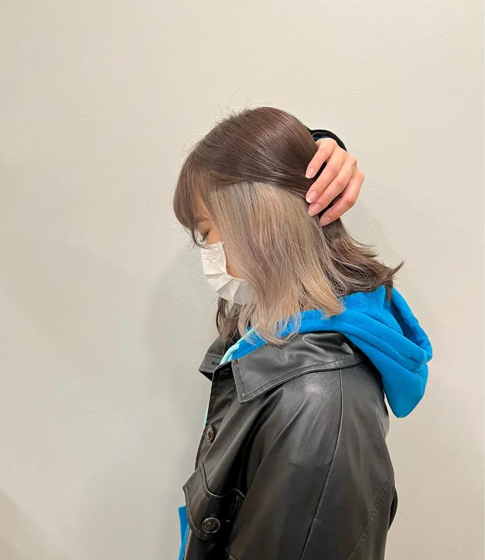 ショート カラー インナーカラー ヘアカラー 今田 飛奈のヘアスタイル