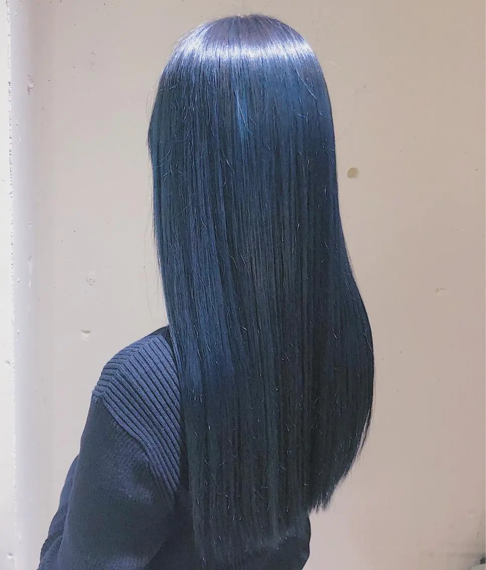 セミロング カラー パーマ ヘアアレンジ ケアカラー 透明感カラー ハイライトカラー ハイトーンカラー ハイライト 【ツヤ髪美容師】 ツダケイスケのヘアスタイル