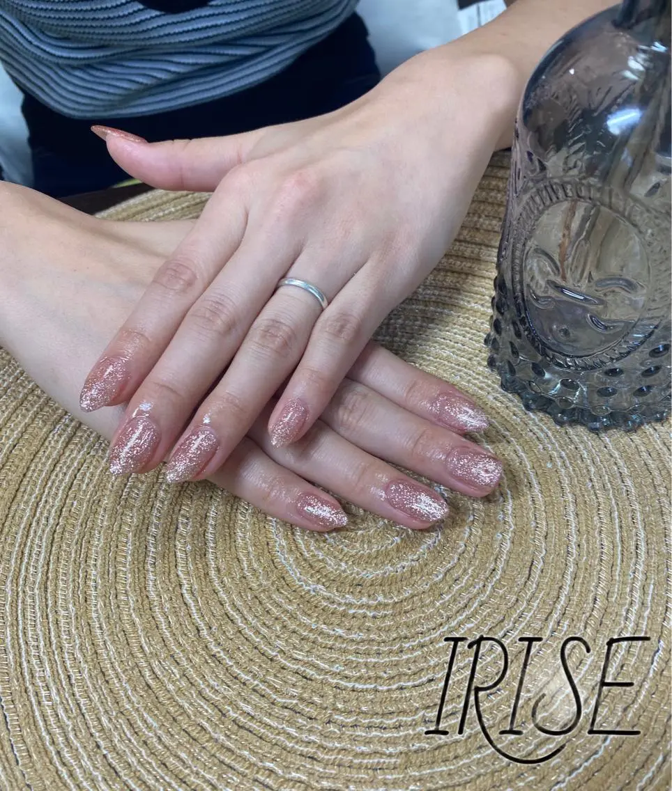 ネイル キラキラネイル salon de iriseのマツエク・マツパデザイン