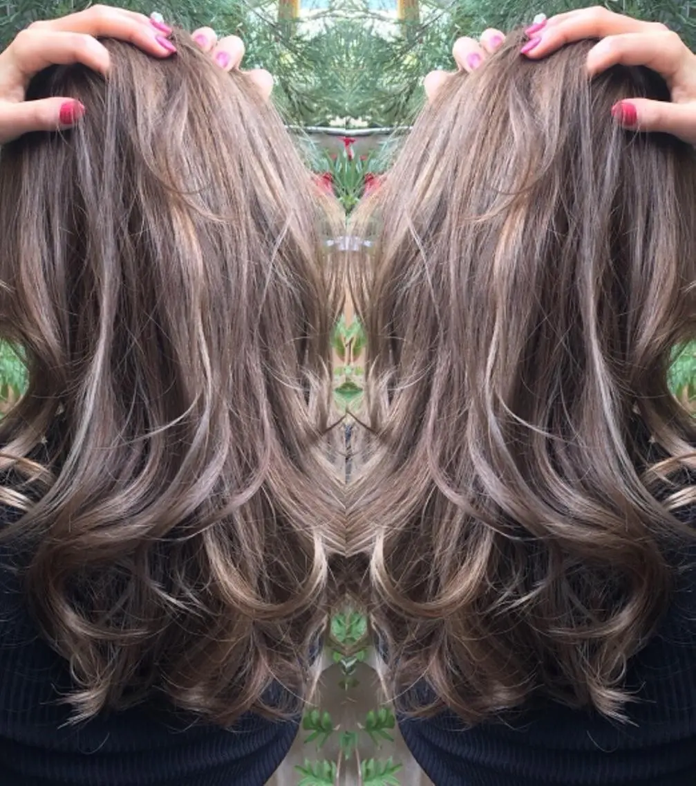 ロング カラー パーマ ヘアアレンジ Device ディバイスのヘアスタイル