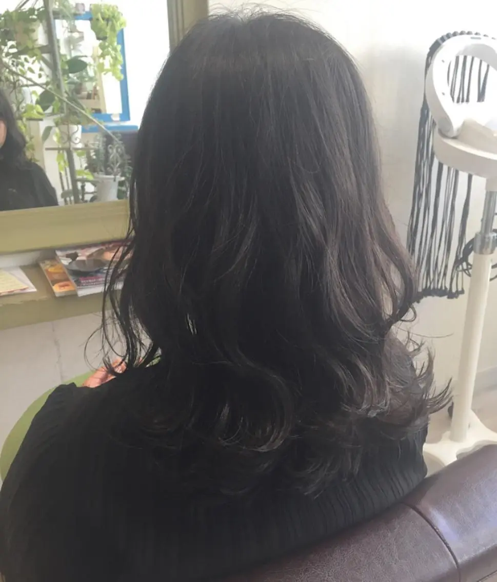 セミロング カラー nakahara madokaのヘアスタイル