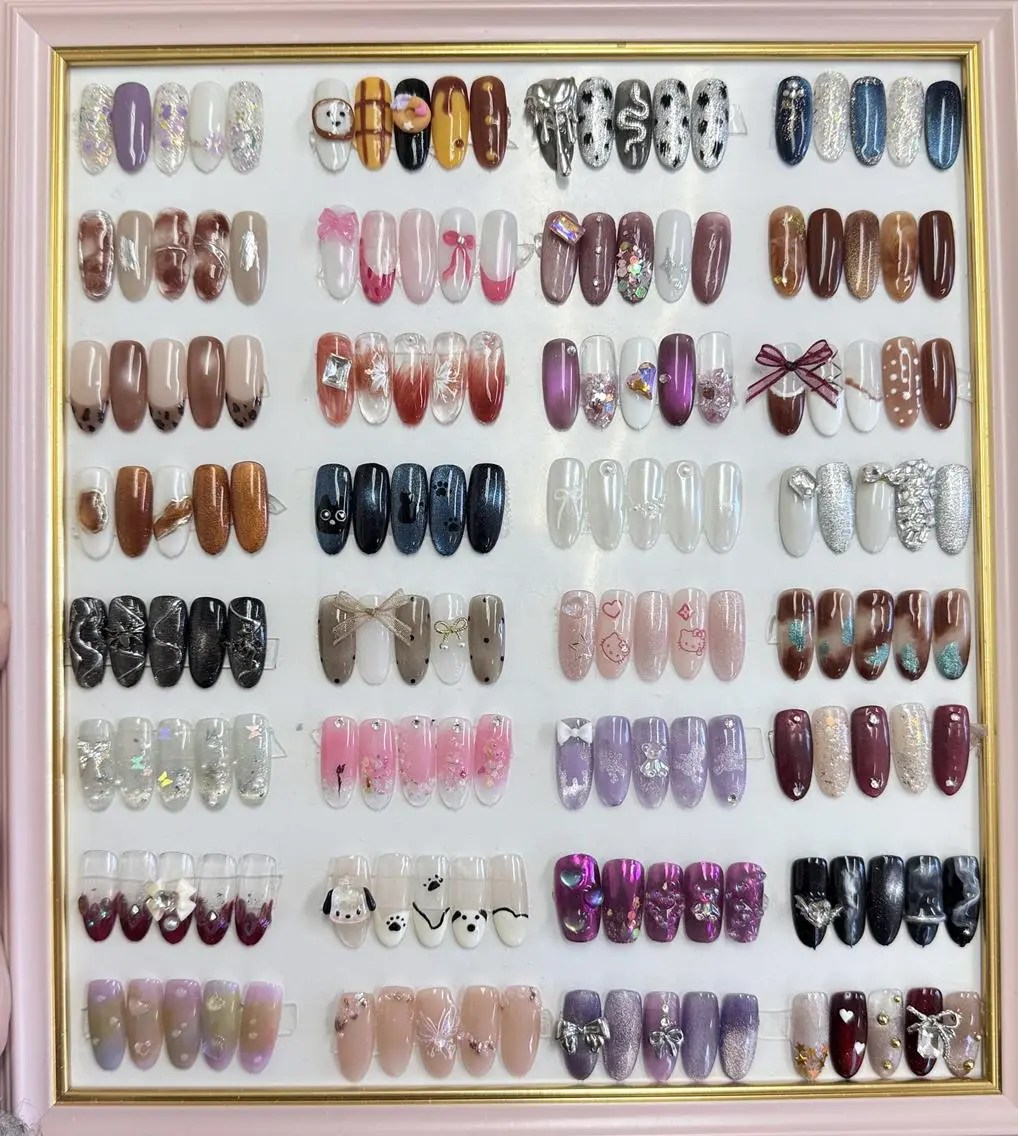 ネイル ハンドネイル ongles chicのネイルデザイン