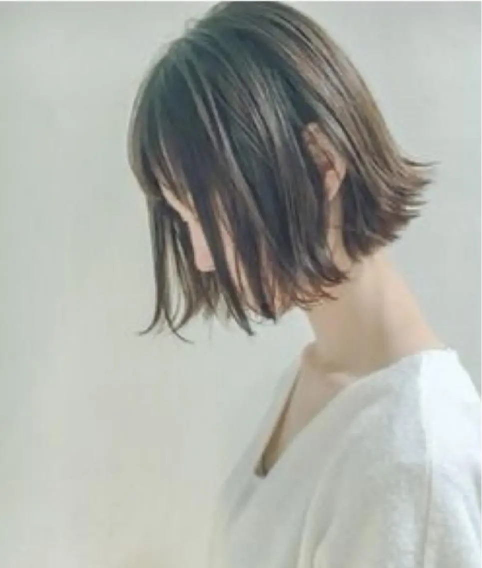 ショート THREE byKEEPのヘアスタイル