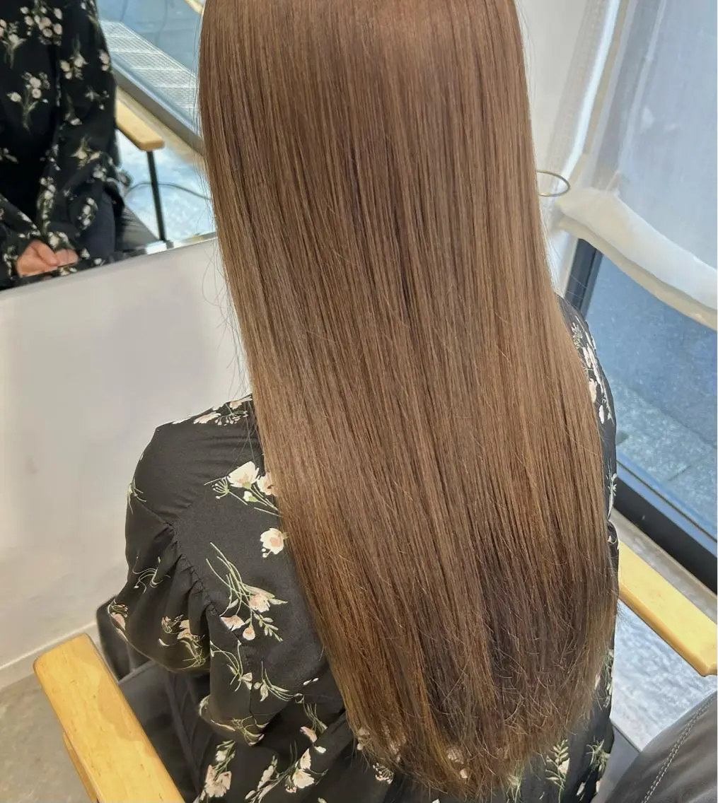 ロング カラー ブリーチ ブリーチなしカラー カット 縮毛矯正 トリートメント ながい りなのヘアスタイル