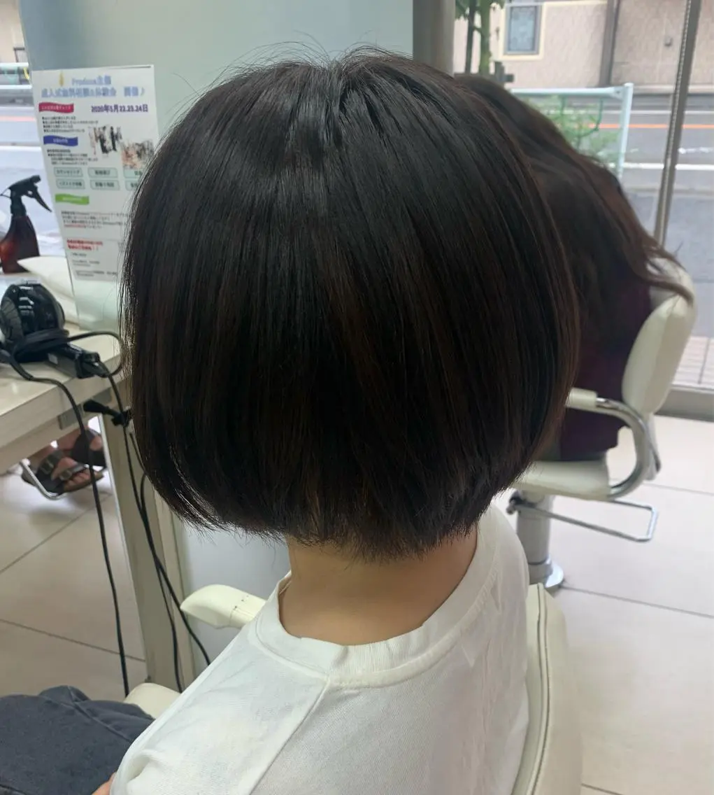 ショート カラー アディクシーカラー ダークグレー ダークグレージュ グレージュ ✂︎レディース のメンズカット屋さんのヘアスタイル