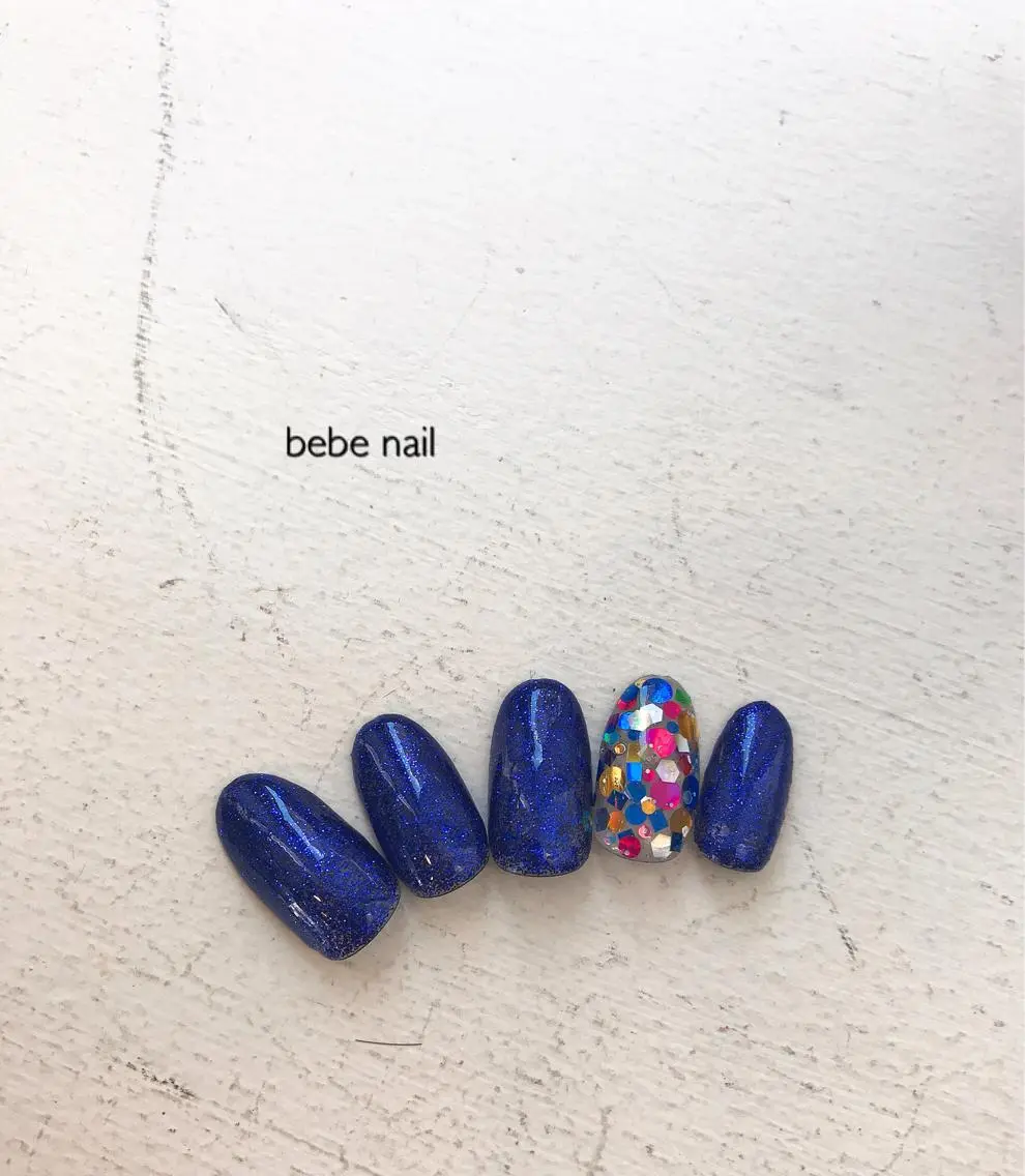 ネイル ジェルネイル キラキラネイル パラジェル Ann nailのネイルデザイン