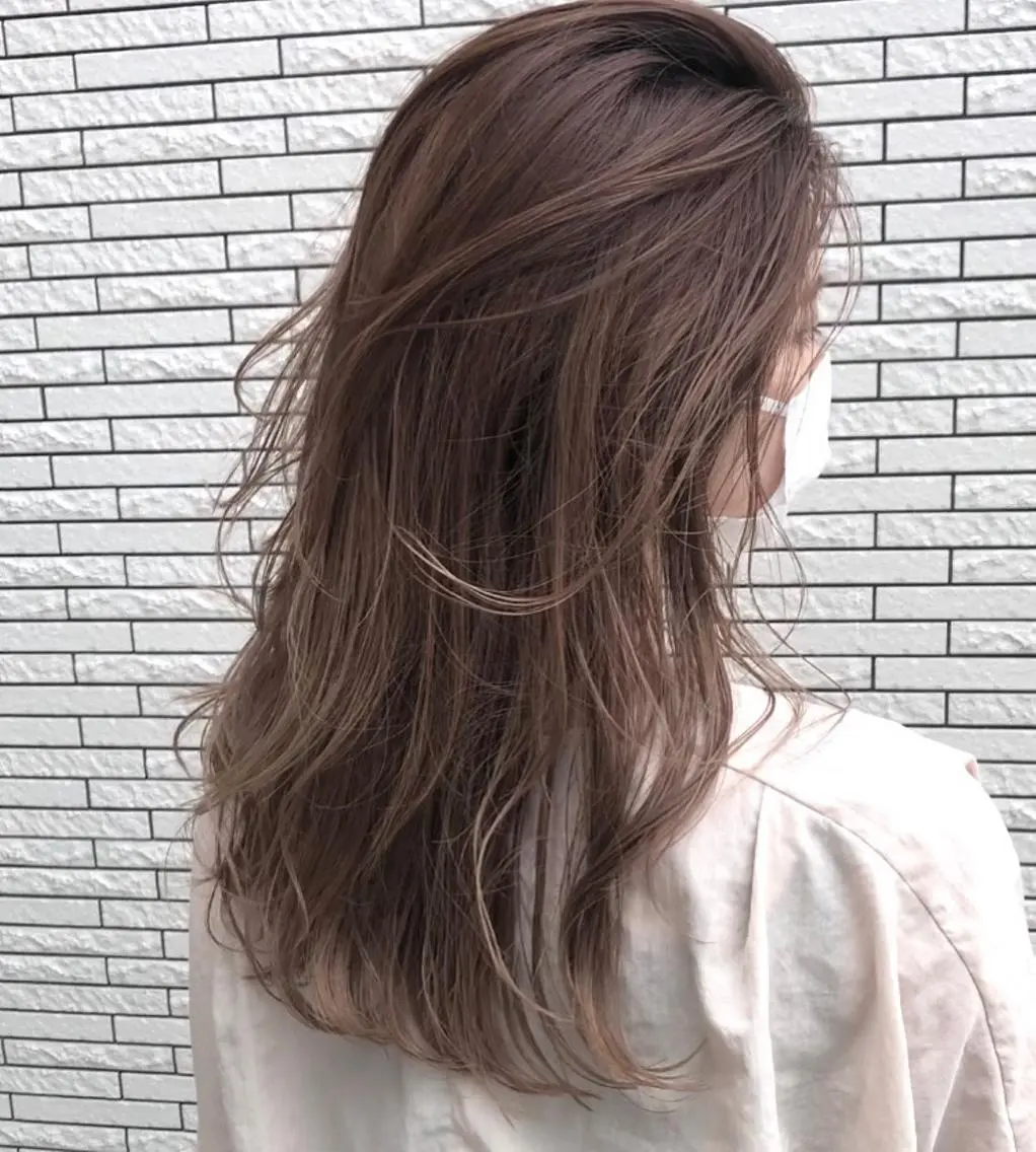 ロング カラー グレージュ レイヤーカット クドウレイ fifth神南のヘアスタイル