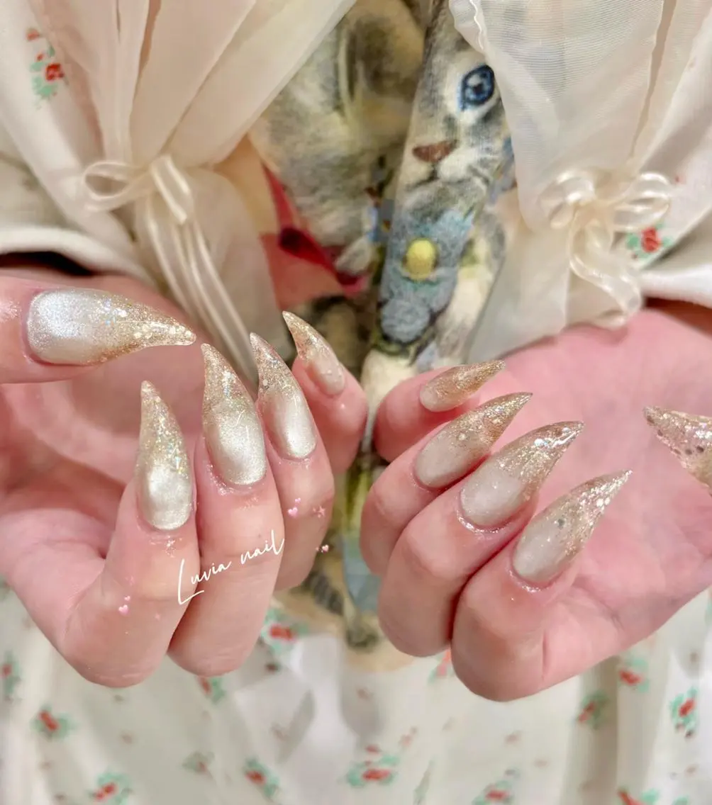 ネイル ハンドネイル 🍒Luvia ワンホンネイルのネイルデザイン