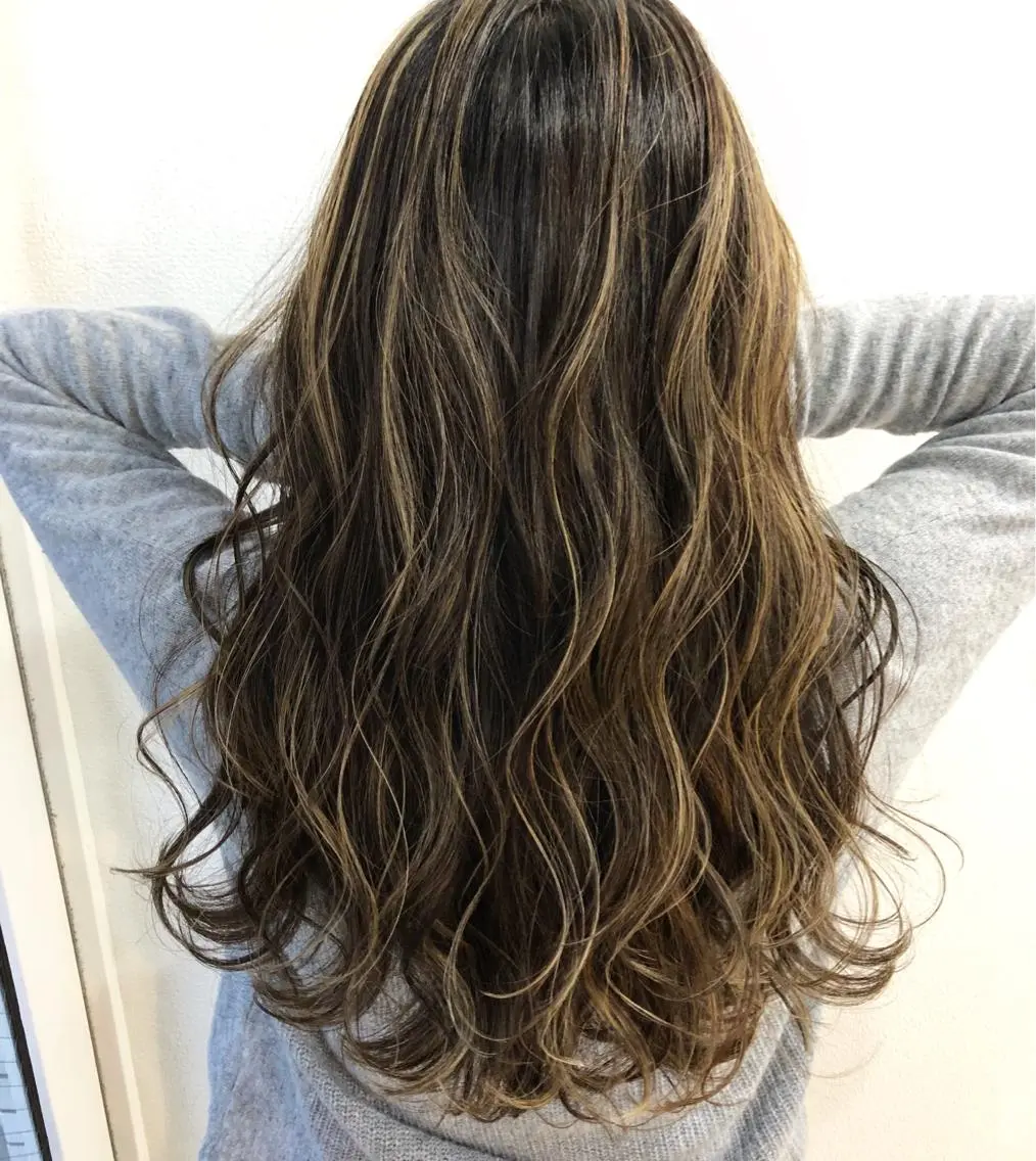 ロング カラー 橋本 敬介のヘアスタイル