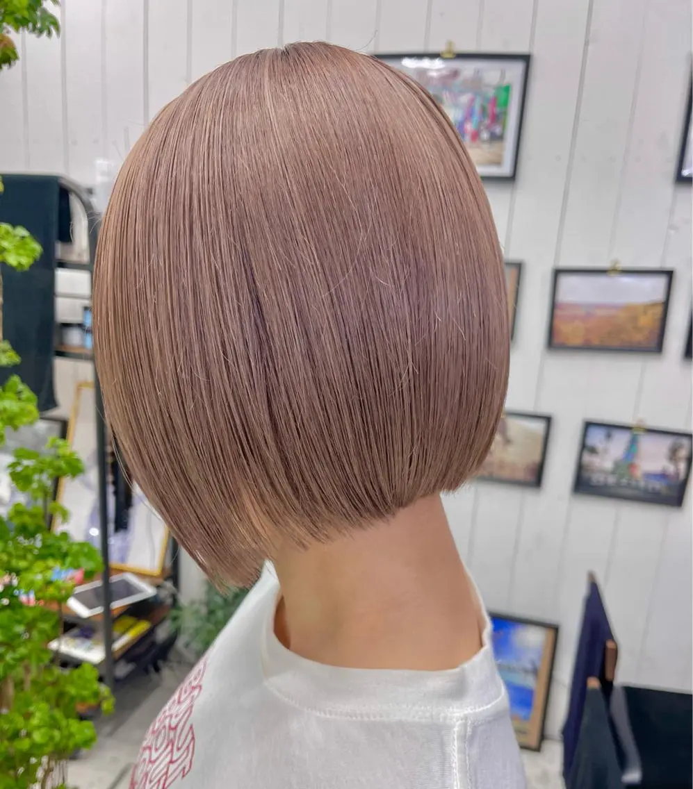 ショート カラー ベージュカラー ミルキーベージュ じゅんな VENICE/船橋駅のヘアスタイル