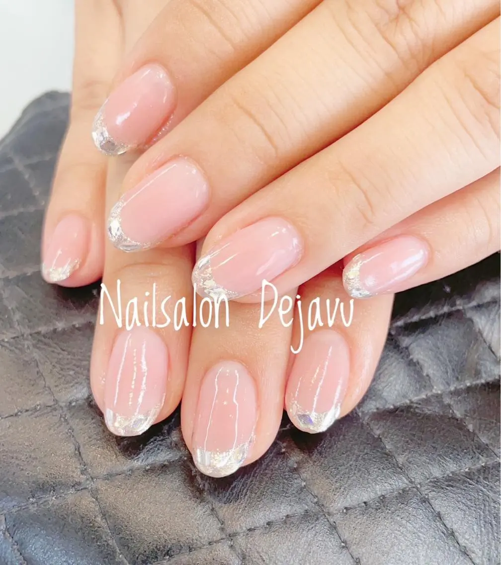 ネイル フレンチネイル ガラスフレンチ グラデーション ハンドネイル Nailsalon Dejavuのネイルデザイン