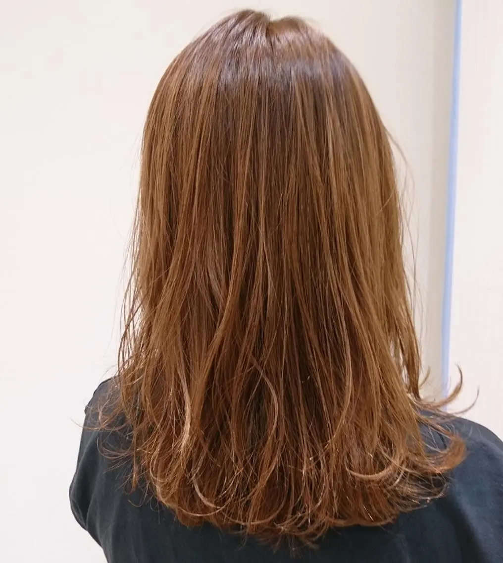 ミディアム ボブ レイヤーカット ローレイヤー 社内カット講師・店長 菅原賢一のヘアスタイル