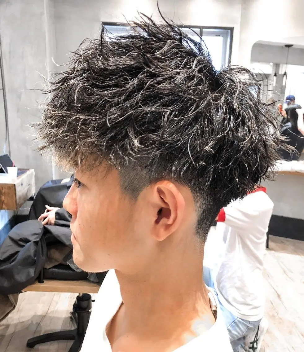 ショート メンズ パーマ カット パーマ トリートメント ヘアセット 新宿メンズ専門 モテ清潔感パーマ特化のヘアスタイル