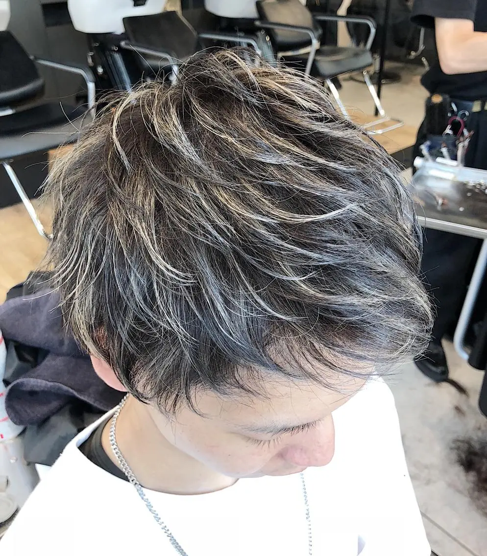 ショート カラー メンズ メンズハイライト ハイライトカラー ハイライト ノンダメージ髪質改善 カラー💎/KURAのヘアスタイル