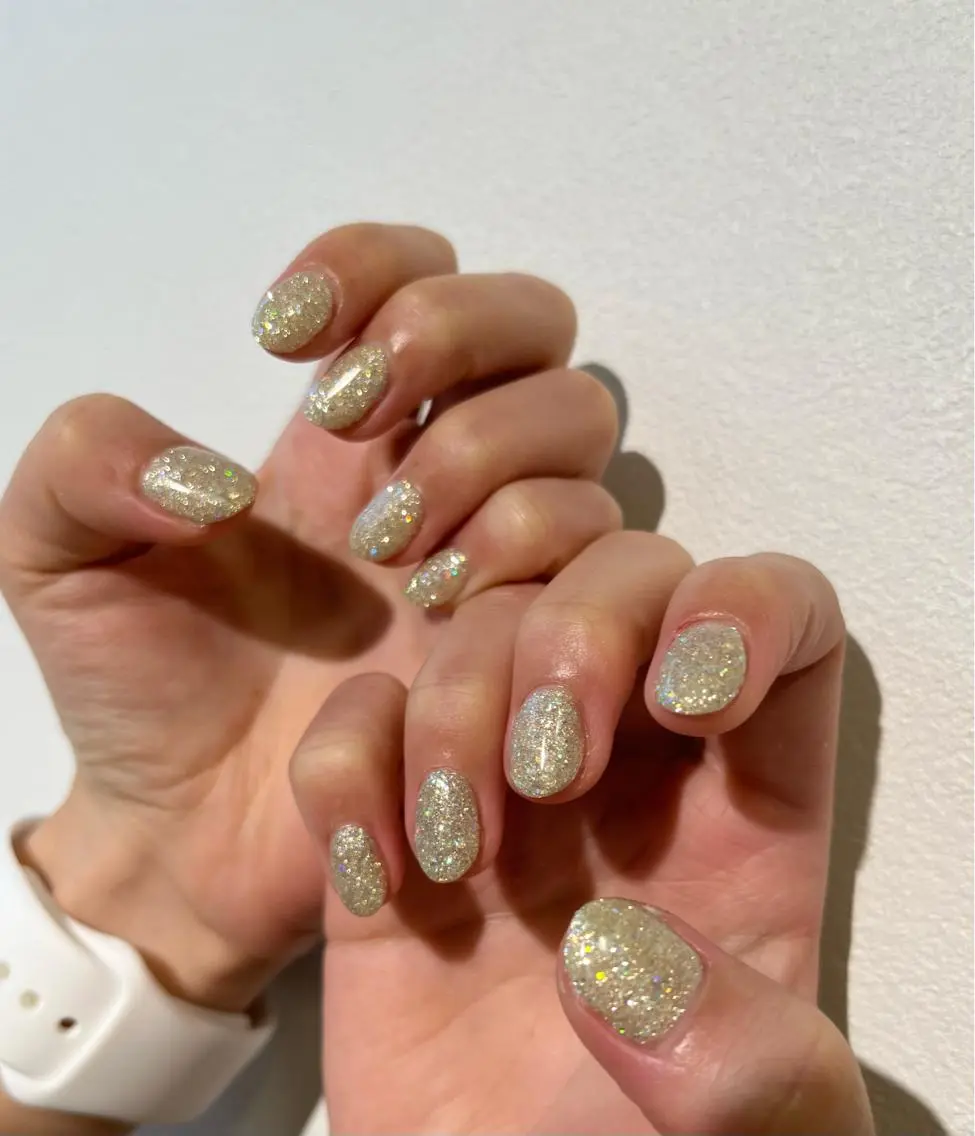 ネイル ぷっくりネイル 小川 奈々花のネイルデザイン