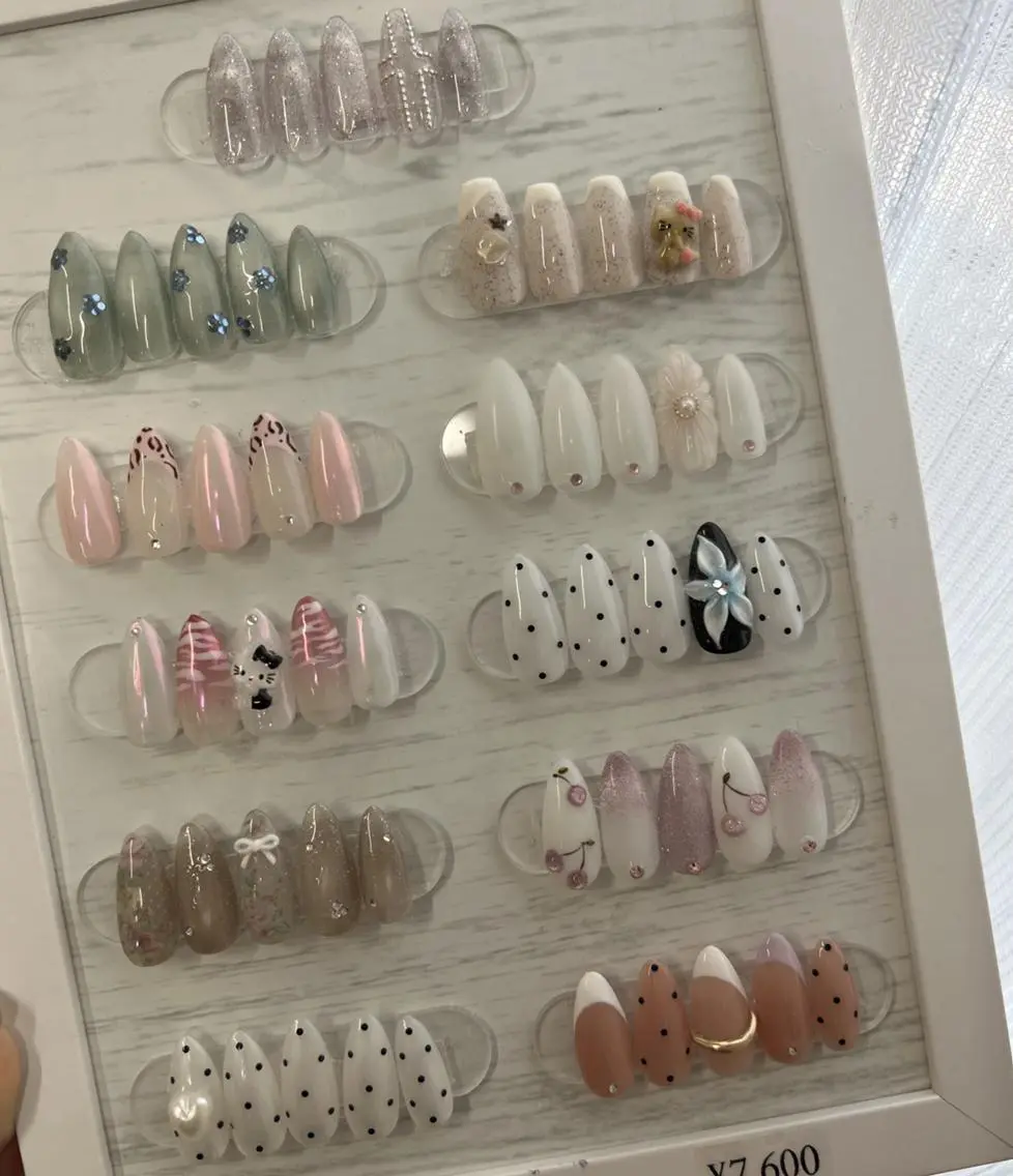 ネイル ハンドネイル 🍀 RIHO🍀のネイルデザイン