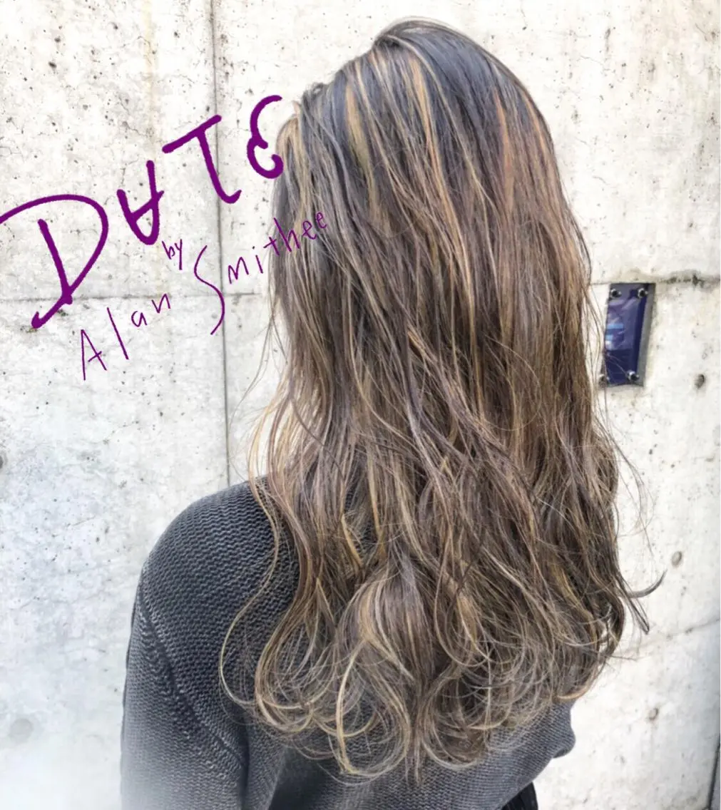 ロング カラー パーマ ヘアアレンジ メンズ キッズ ネイル マツエク・マツパ メンズブリーチ メンズハイライト 学生(メンズ向け) アッシュ ベージュカラー レイヤー/顔周り 韓国ヘア森田和貴のヘアスタイル