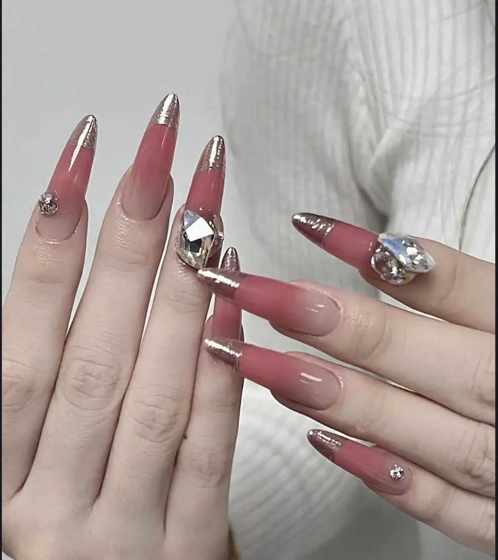 ネイル ネイルチップ ハンドネイル Molly _nailのネイルデザイン