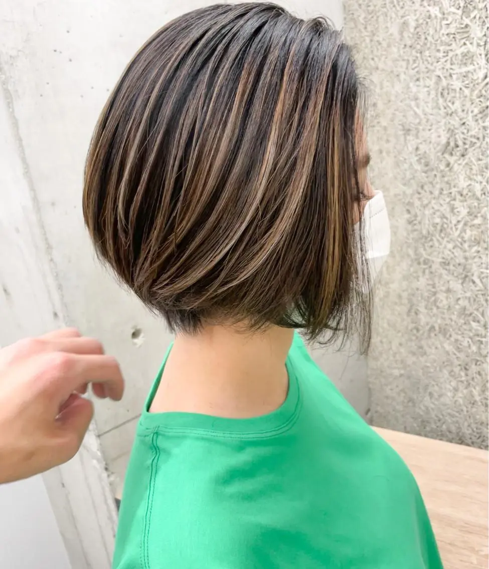 ショート レイヤーカット ショートヘア カット ヘアカラー トリートメント mua 鳳のヘアスタイル