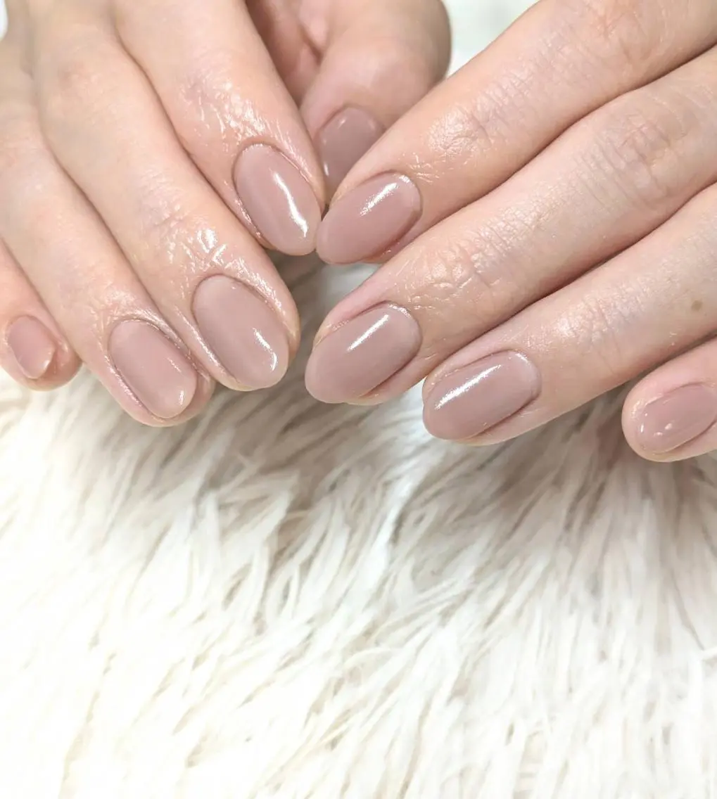 ネイル ワンカラーネイル プラスアルトラ アカデミーのヘアスタイル