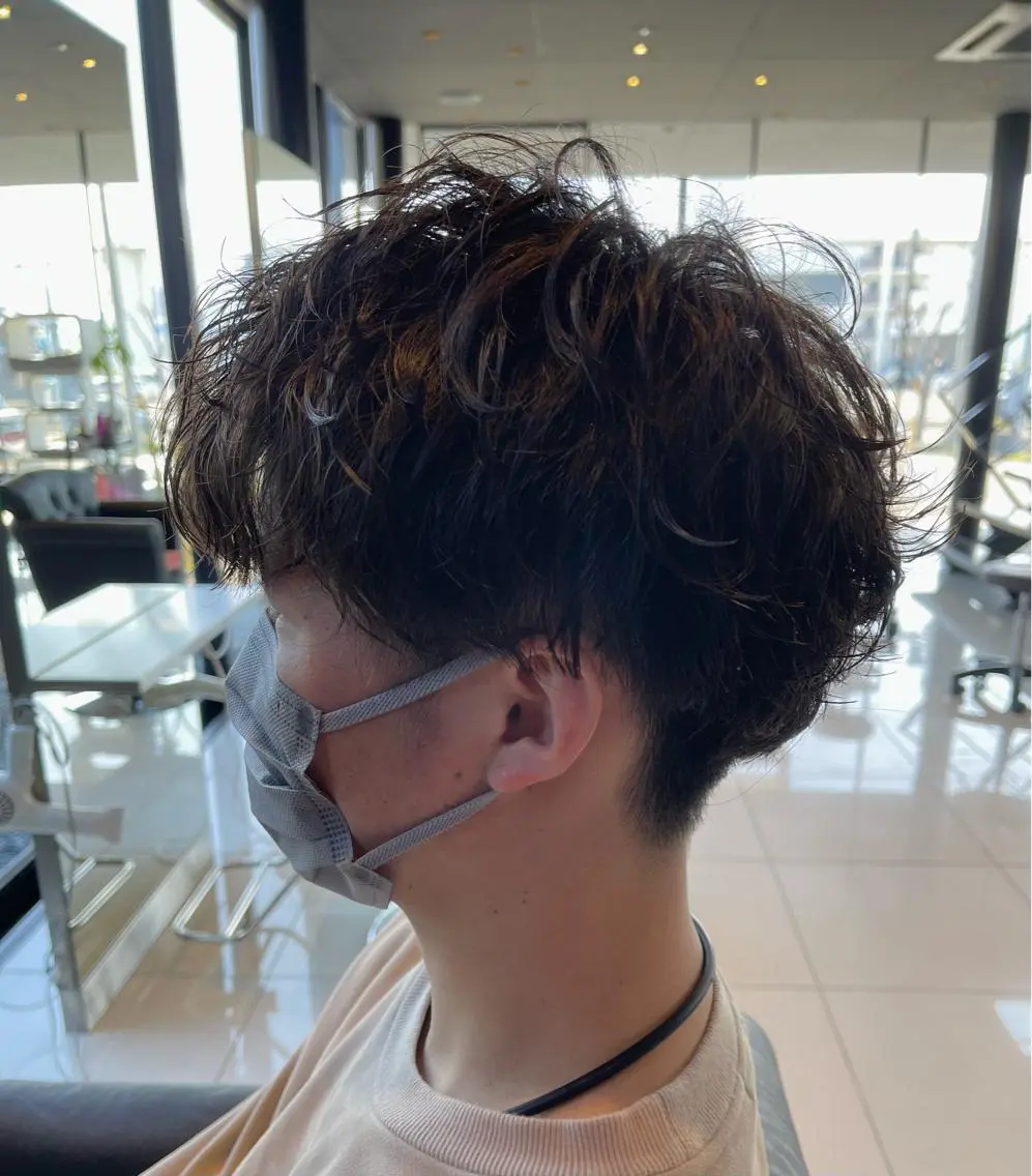 パーマ スパイラルパーマ 三好 達也のヘアスタイル