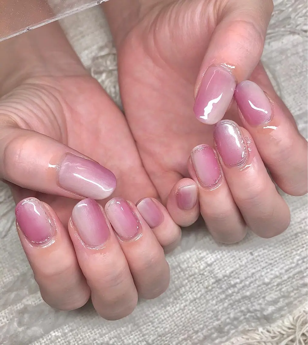 ミディアム カラー パーマ ヘアアレンジ メンズ キッズ ネイル マツエク・マツパ ミラーネイル el. by Aoのネイルデザイン