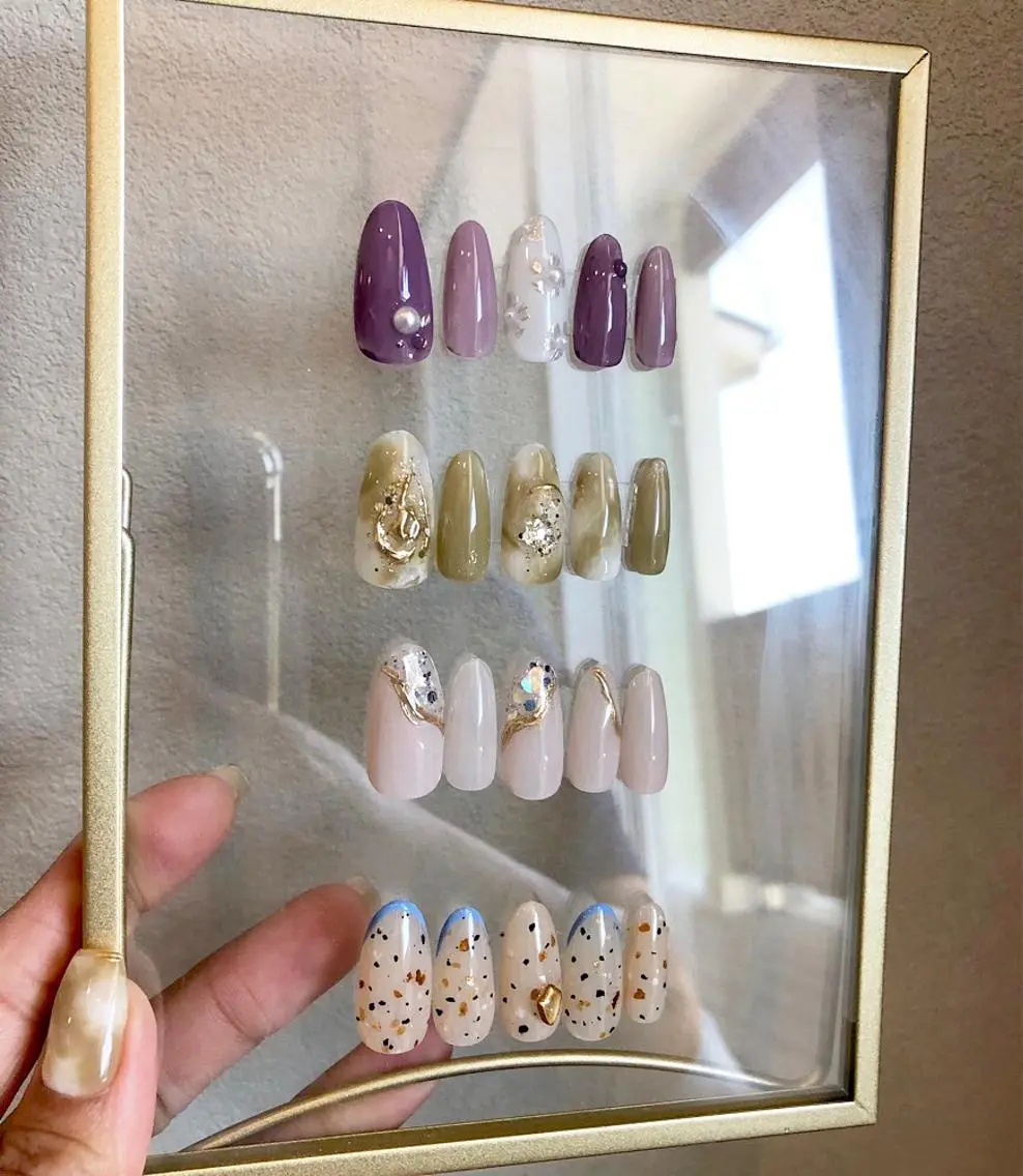 パーマ ヘアアレンジ ネイル マツエク・マツパ クリアネイル フレンチネイル マグネットネイル ミラーネイル ニュアンスネイル Adore nailのネイルデザイン