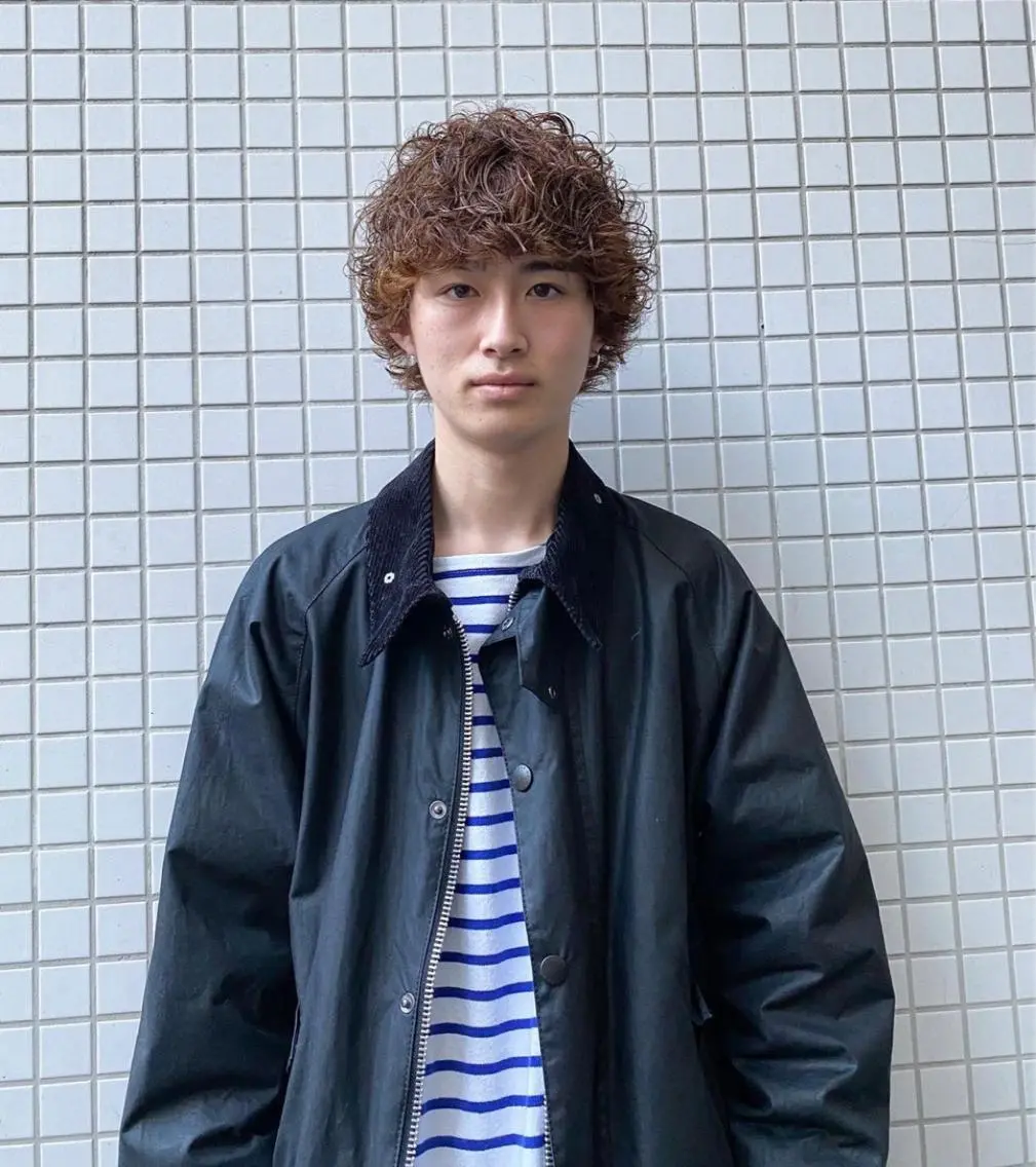 ショート パーマ メンズ カット ヘアカラー 鈴木 隼人のヘアスタイル
