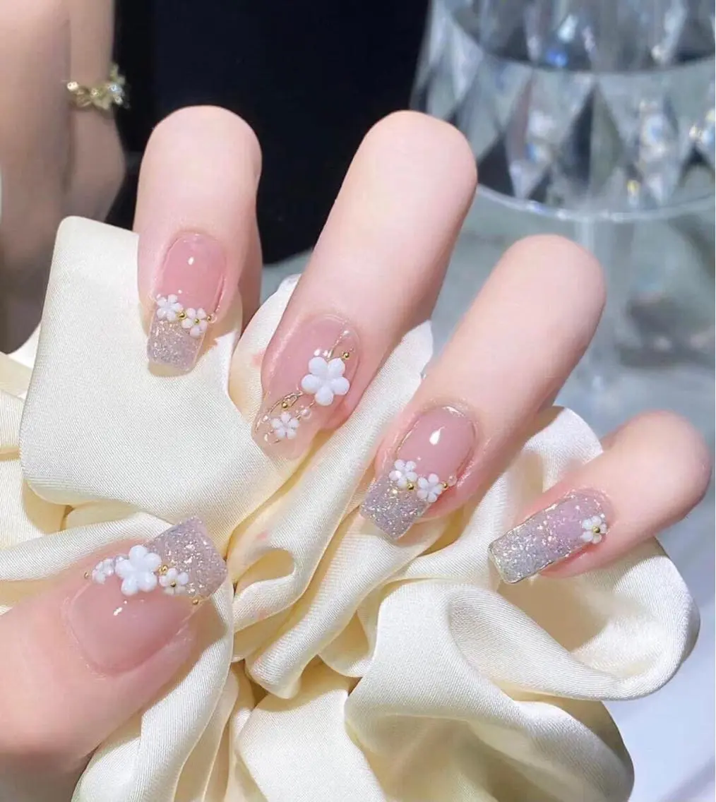 ネイル ハンドネイル Tina Nailstudioのネイルデザイン