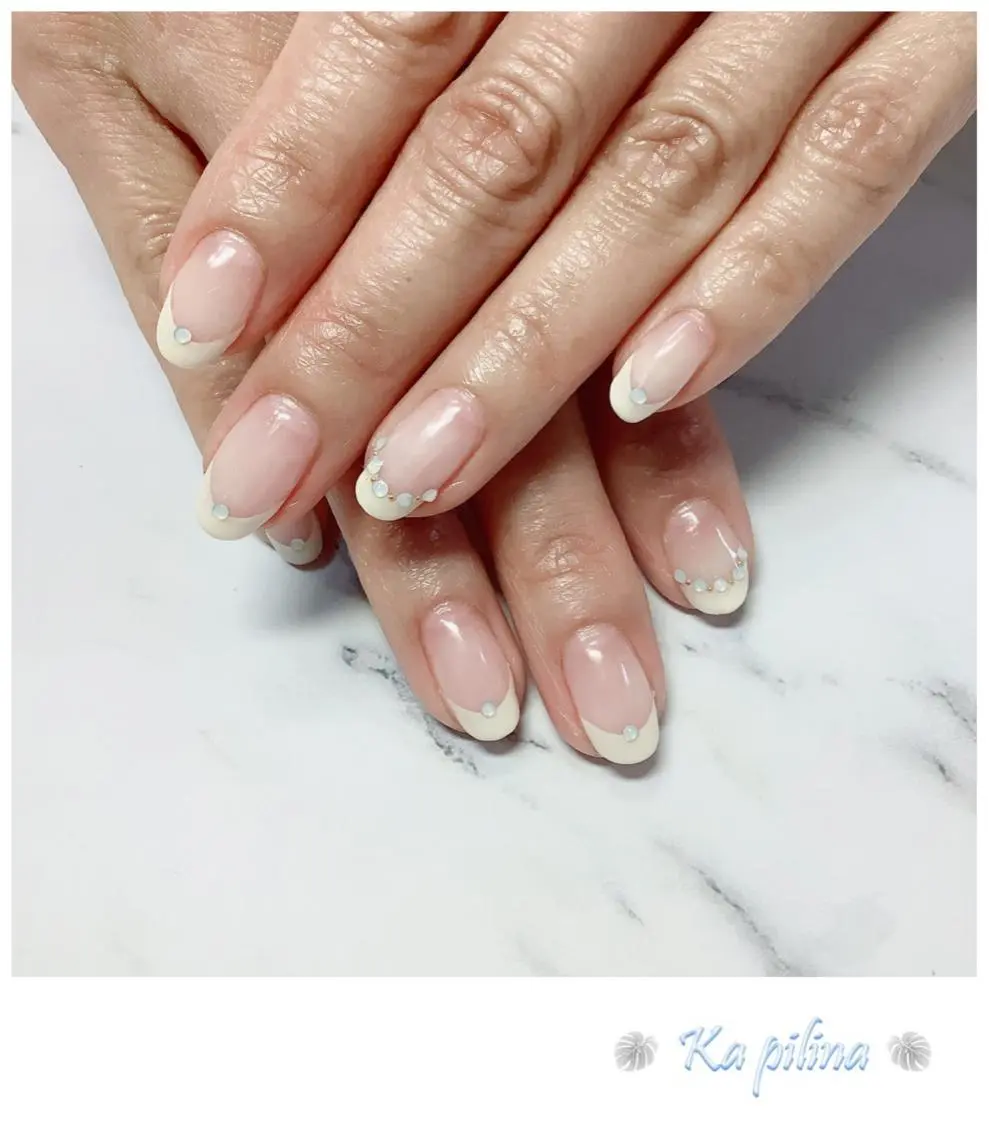 ネイル フレンチネイル 黄色 Nail salon Ka pilinaのネイルデザイン