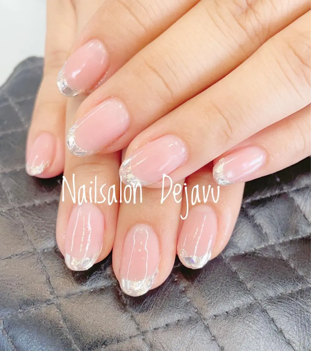 ネイル アートネイル フレンチネイル ガラスフレンチ Nail salon Dejavu 🌿のネイルデザイン