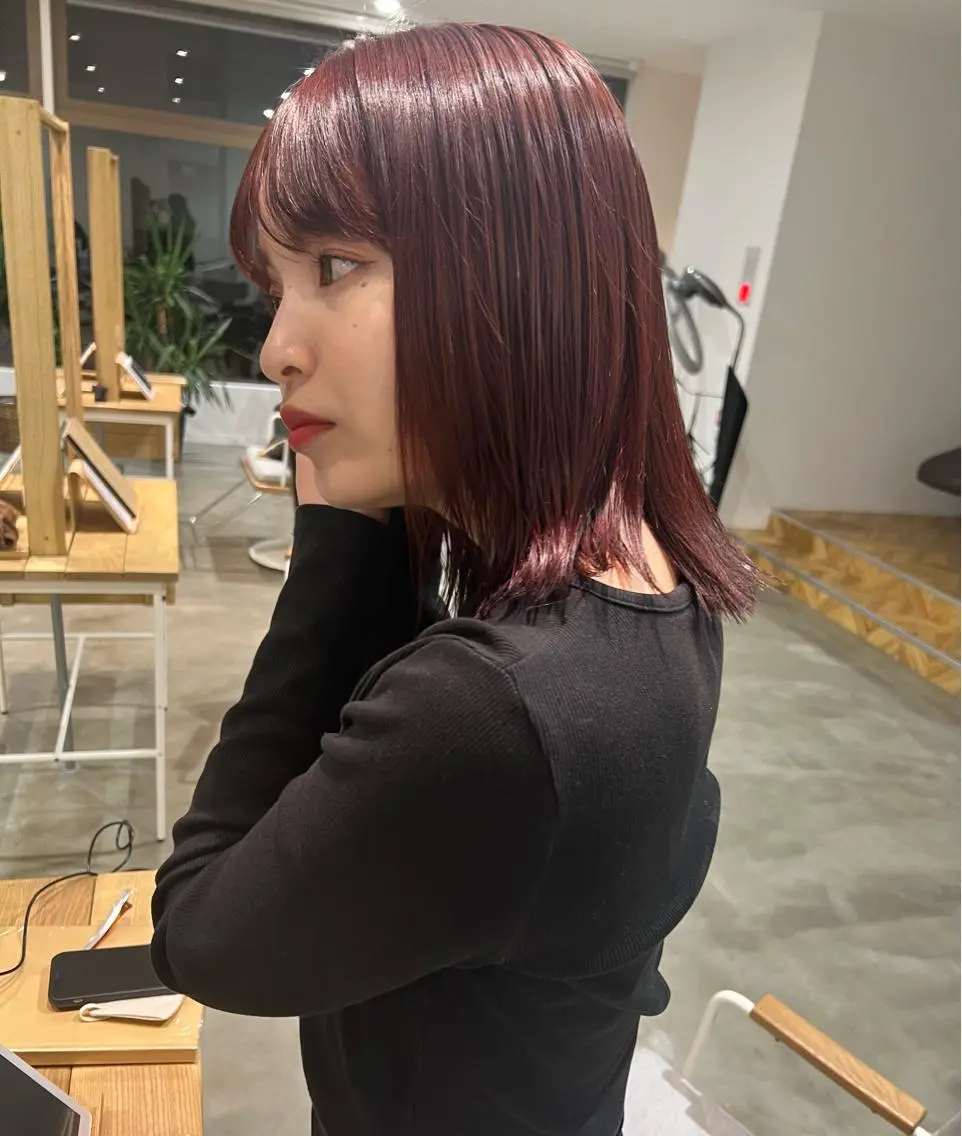カラー 杉岡 ちさのヘアスタイル