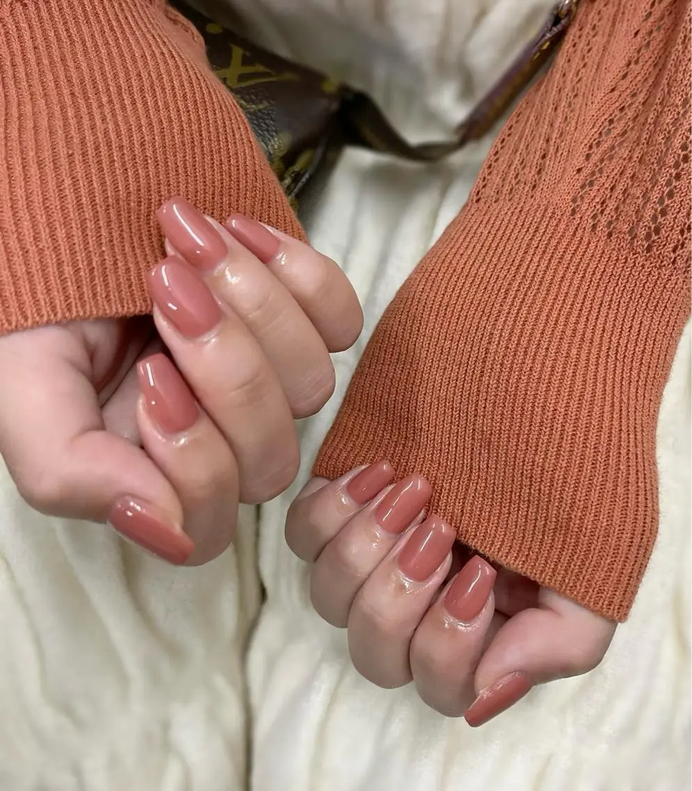 ネイル ワンカラーネイル Bianca🩶 SHIONOのネイルデザイン