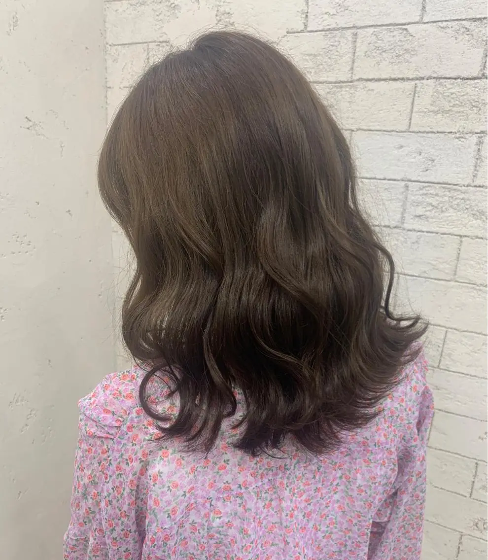 ミディアム アッシュ アッシュグレー エクステ＆艶カラー 🎀YURINA🎀のヘアスタイル