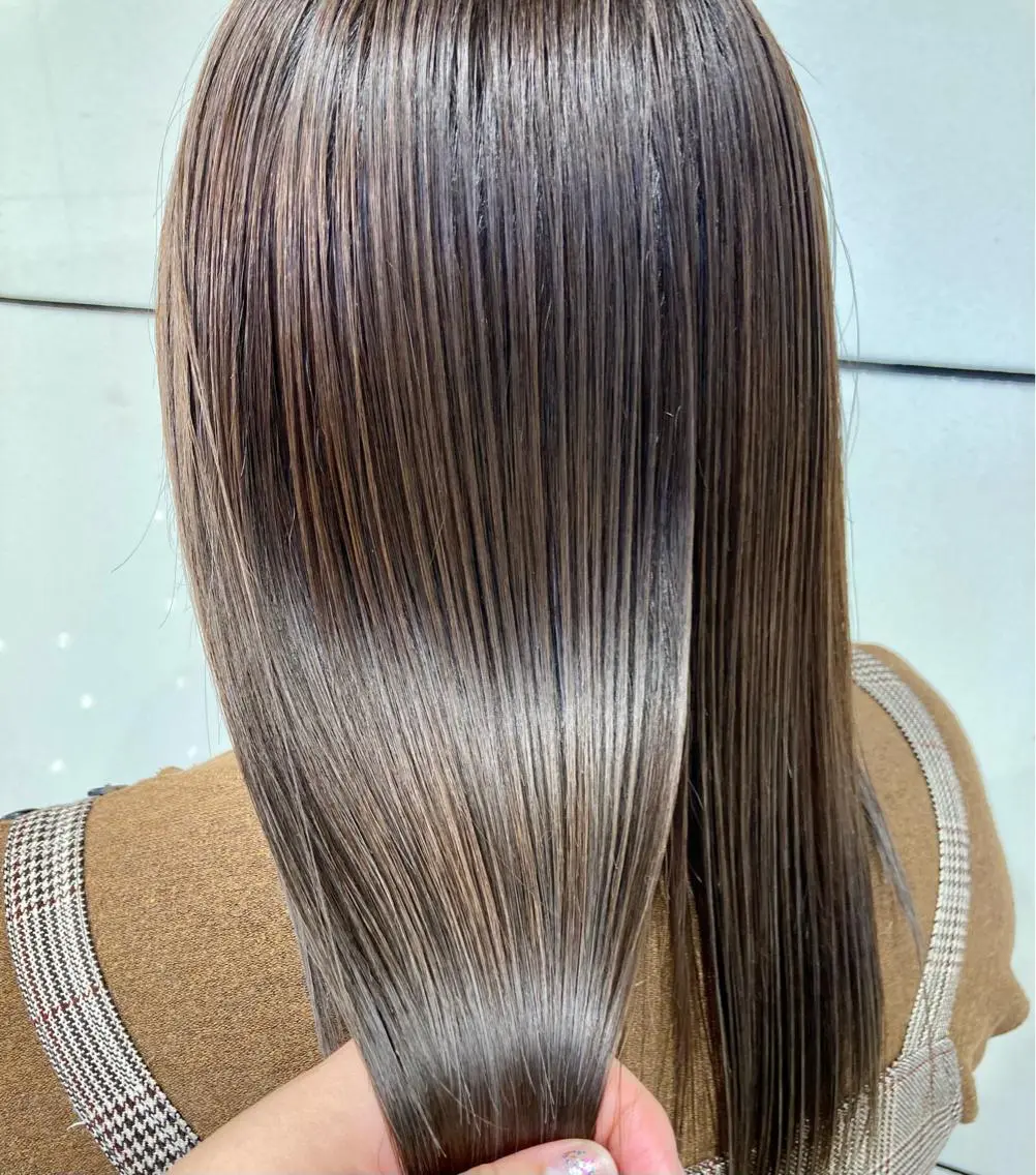 ミディアム トリートメント Larry🌼中下 美香のヘアスタイル