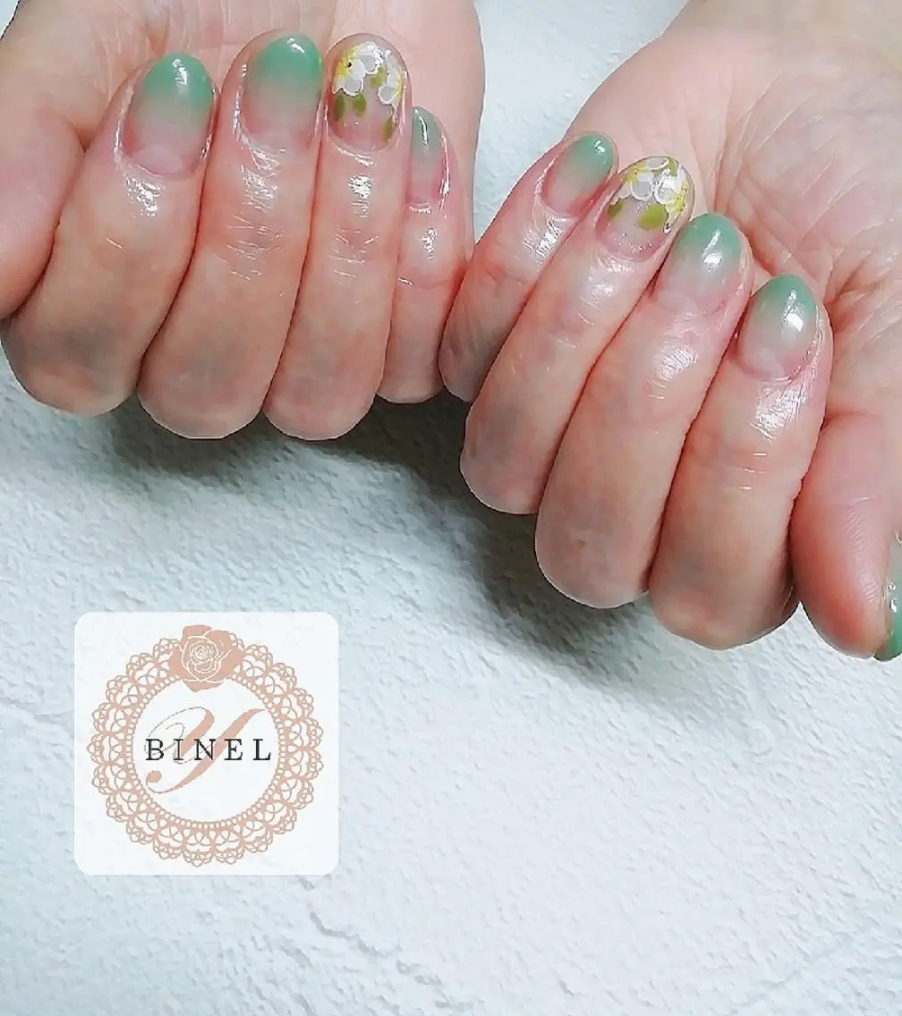 ネイル 春ネイル ハンドネイル Nail Salon Y.BINELのネイルデザイン