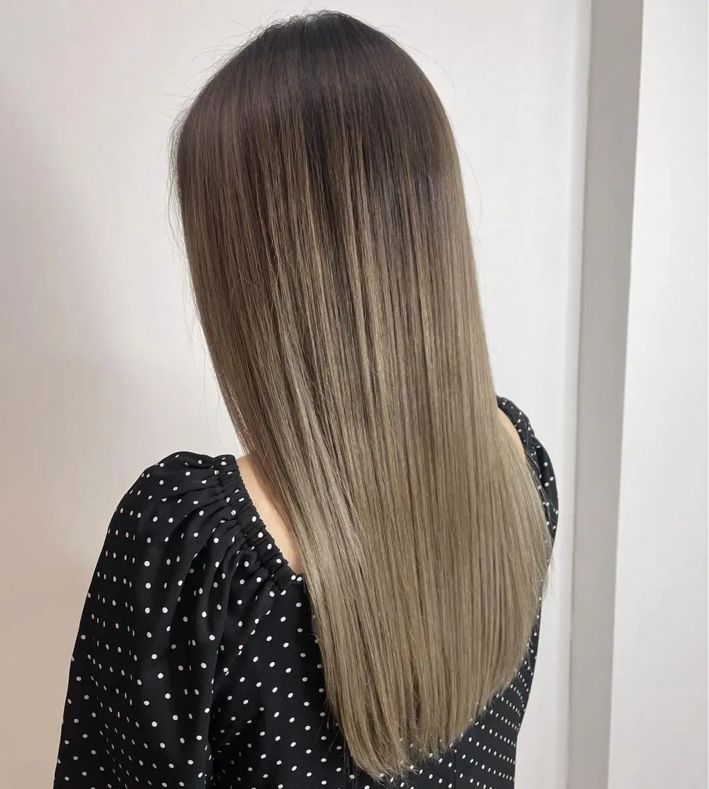 ロング カラー ハイトーンカラー 髪質改善 biscohair 髪にドラマを。のヘアスタイル