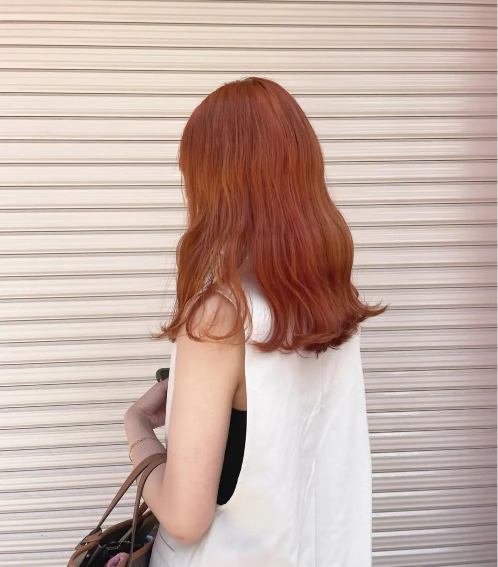 セミロング chic 有山 美瑠のヘアスタイル