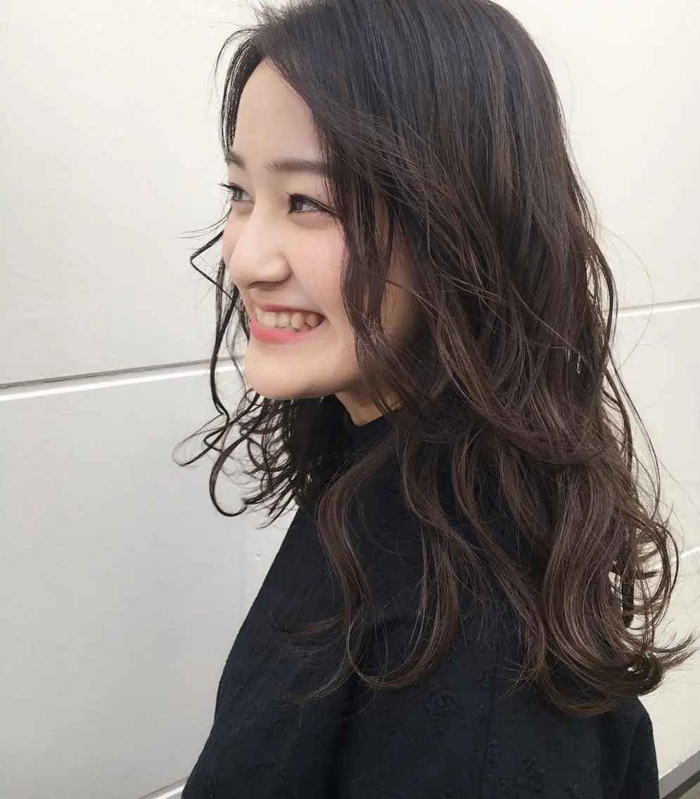 ロング カラー ヘアアレンジ ハイライトカラー ハイライト 榎園 由美のヘアスタイル